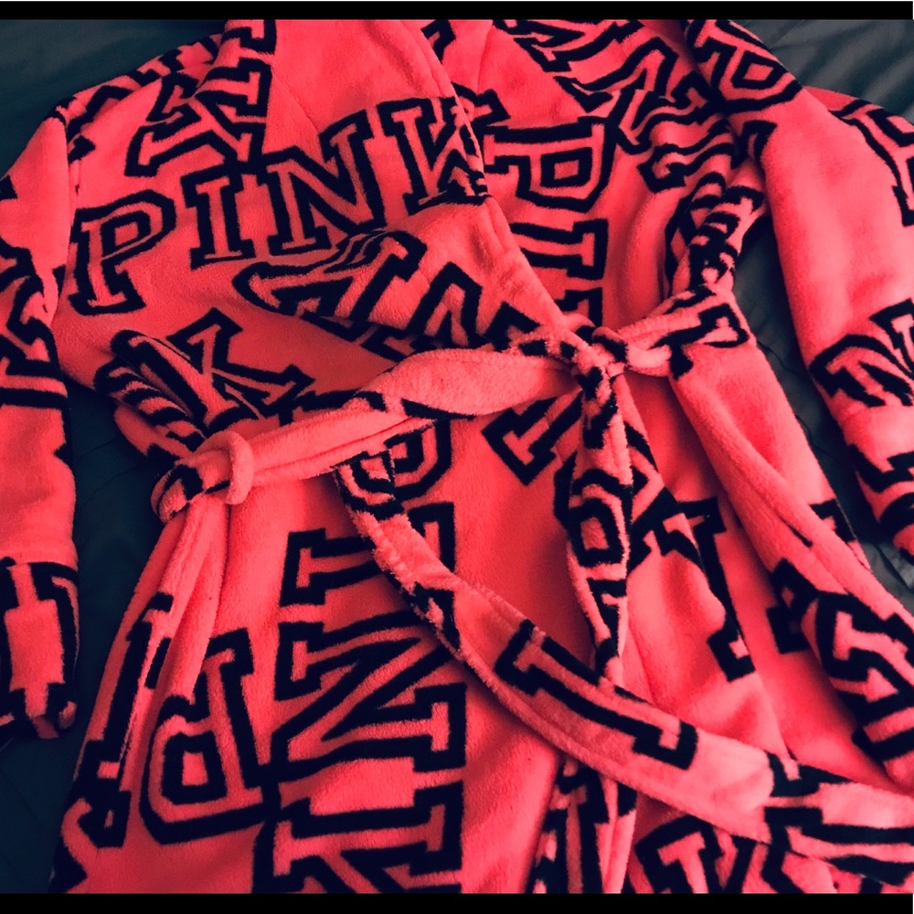 Victoria’s Secret PINK robe